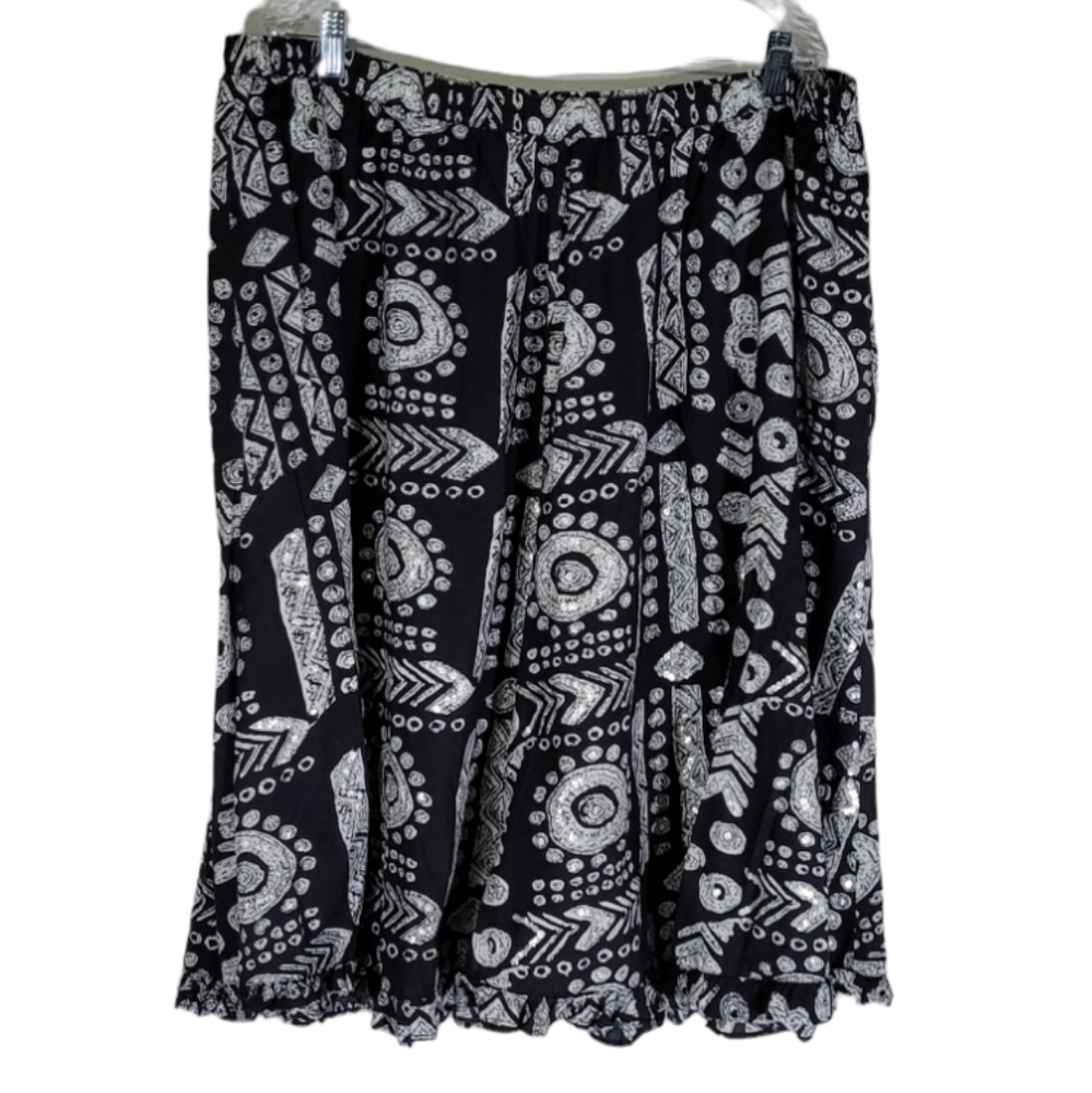 LIZ&ME- ( Catherines) Skirt black and white. Plus size 2XL.